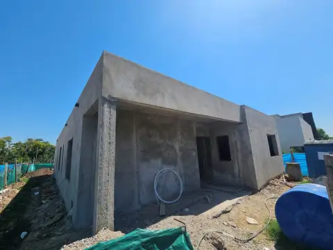 Barrio Cerrado Santa Lucia - Pilar del Este 100