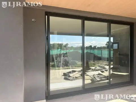 Casa en Venta en El Cantón - Barrio Golf, USD 350.000