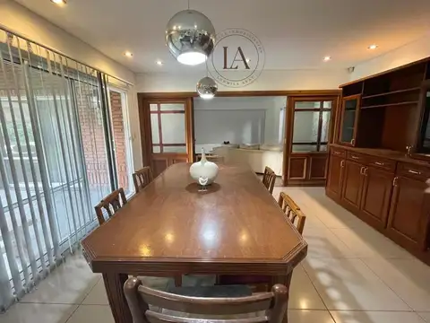 Casa en Venta en Campos De Álvarez, USD 440.000