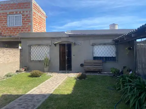 Casa en venta en Burzaco