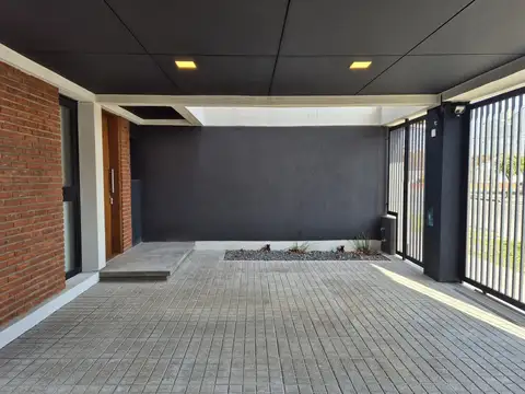 Casa en Alquiler de 2 dormitorios