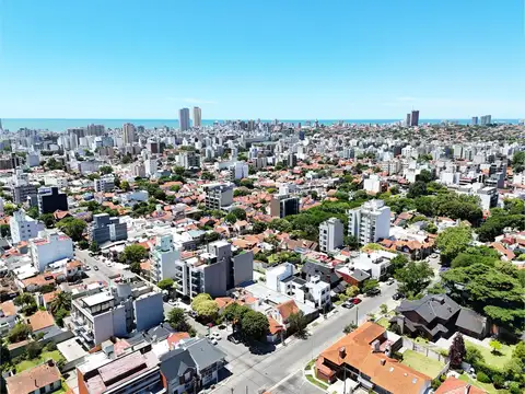Terreno en Venta 8  mts Frente