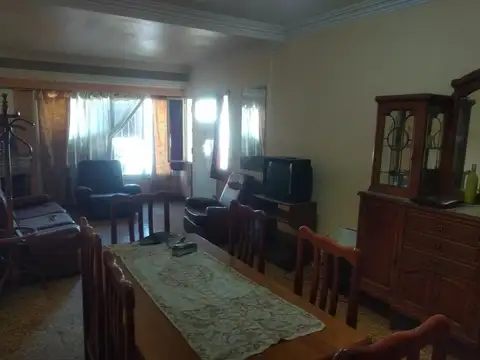 VENTA CASA BOULOGNE Esquina Oportunidad!!