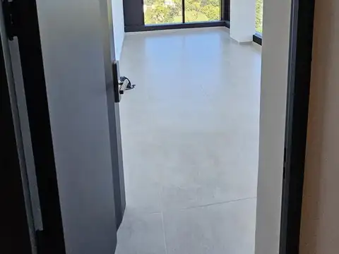 Oficina en Alquiler en Belen De Escobar, $ 480.000