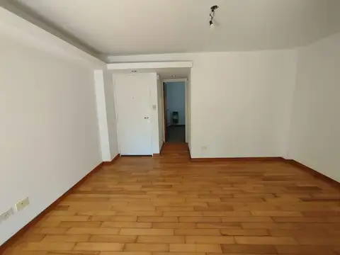 Departamento en Alquiler en San Isidro Centro, $ 750.000