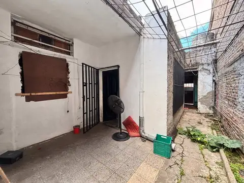 Casa en Venta en Lomas del Mirador a refaccionar