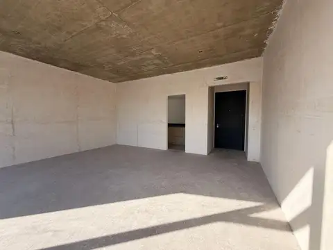 Oficina en Alquiler con 1 cochera
