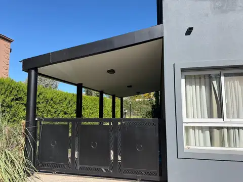Casa en Alquiler de 3 dormitorios