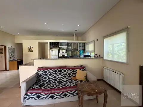 Casa en Alquiler al Oeste