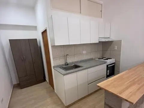 Depto Tipo Casa en Alquiler de Monoambiente