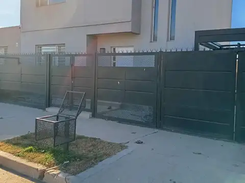 Depto Tipo Casa en Venta de 4 ambientes