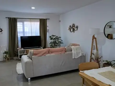 Depto Tipo Casa en Venta de 3 dormitorios