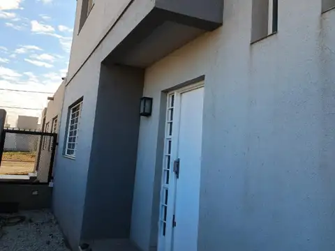 Depto Tipo Casa en Venta de 3 dormitorios