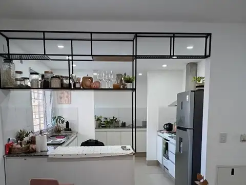 Depto Tipo Casa en Venta con 1 cocheras