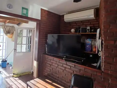 Depto Tipo Casa en Alquiler de 2 ambientes
