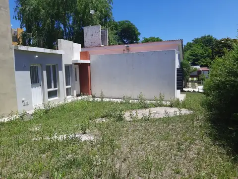 Depto Tipo Casa en Venta de 2 ambientes