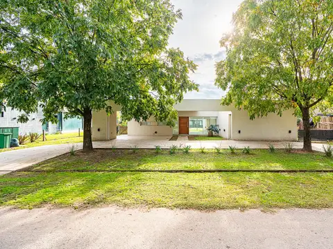 Oportunidad Casa en  Kentucky Barrio Privado Funes