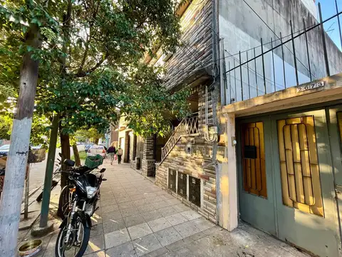 Depto Tipo Casa en Venta de 3 ambientes