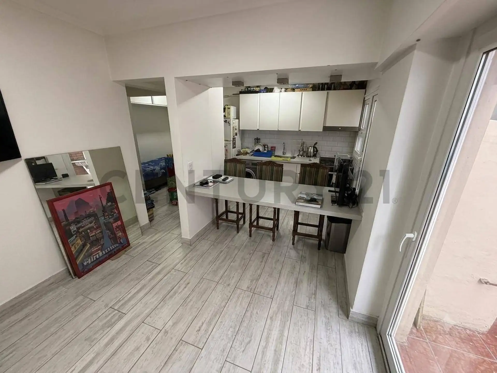 Depto 2 amb, 40m² cubiertos con terraza propia de 60m² — La Perla Sur