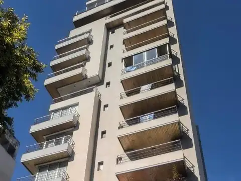 DEPARTAMENTO PREMIUM DE 2 DORM. CÉNTRICO – EDIFICIO CALYPSO