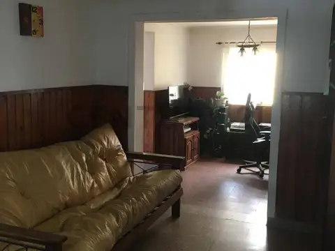 8 Bis Entre 80 y 81 2300, Piso 0