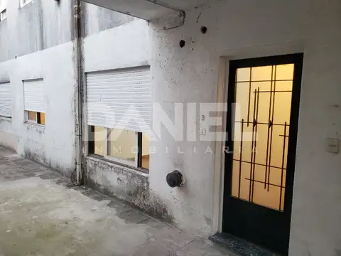 LAPRIDA 1200, Piso 1