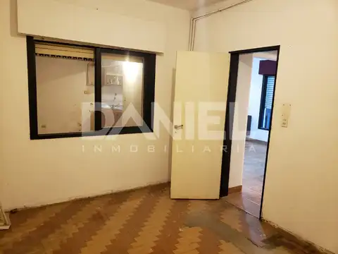 Depto Tipo Casa en Venta 50 años