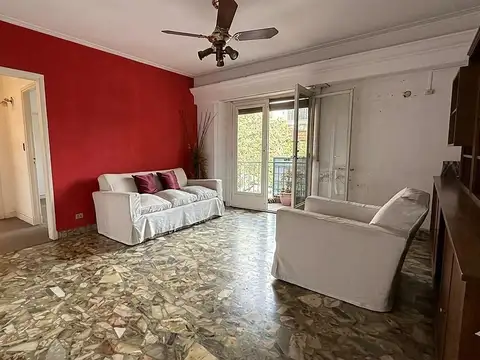 Departamento tres ambientes con terraza en Olivos