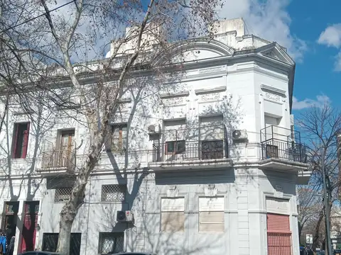 Depto Tipo Casa en Venta 70 años