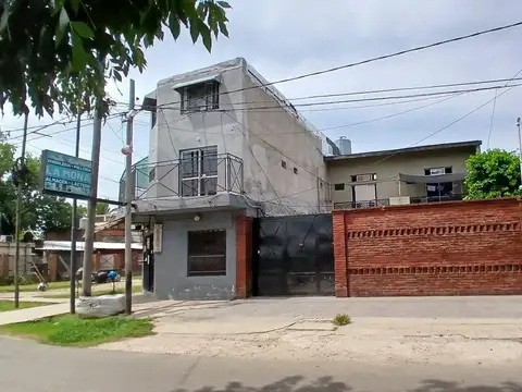 VENTA EN BLOQUE 10 DEPOS 1 LOCAL PILETA JOSE C PAZ