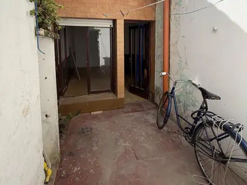 Depto Tipo Casa en Venta en La Perla Sur, USD 49.000