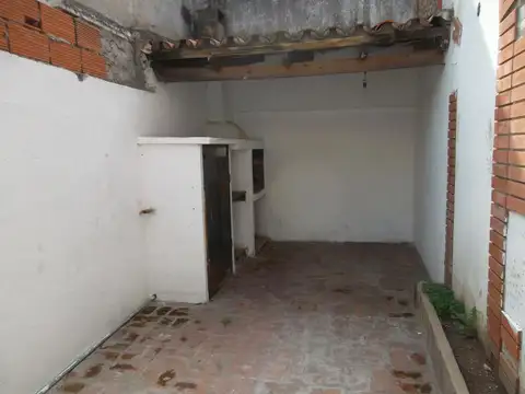 Depto Tipo Casa 2 ambientes con 1 baño