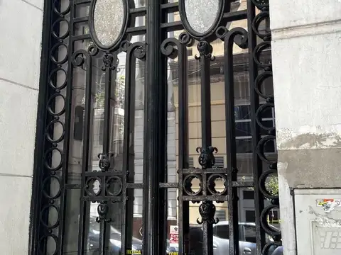 México 1700, Piso 2