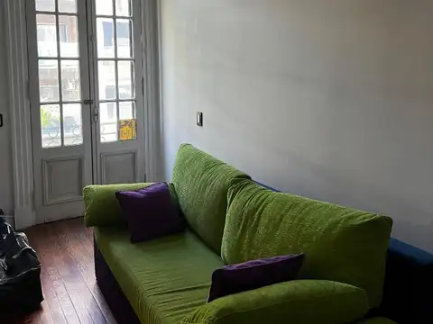 Depto Tipo Casa 4 ambientes con 2 baños