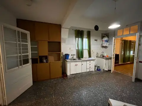 CASA EN VENTA EN COLON CON PILETA