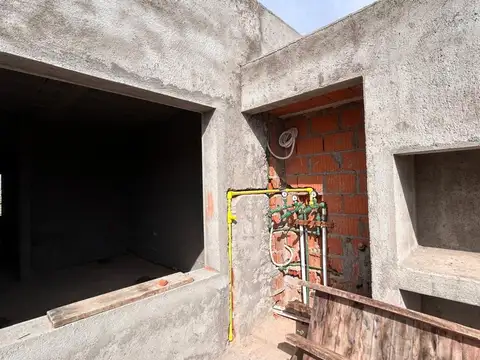 Casa 3 ambientes con 1 baño