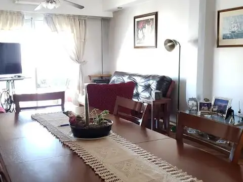 Hipolito Yrigoyen al 8900