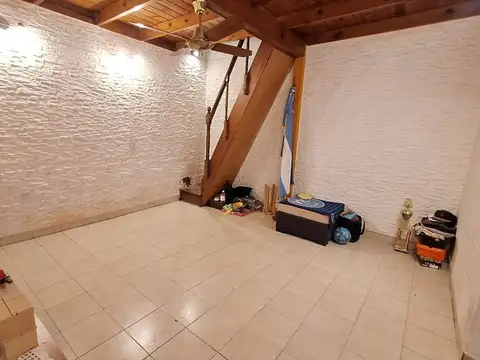 Depto Tipo Casa en Venta 51 años