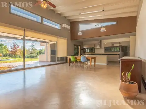 VENTA Casa en Chacras de la reserva Cardales