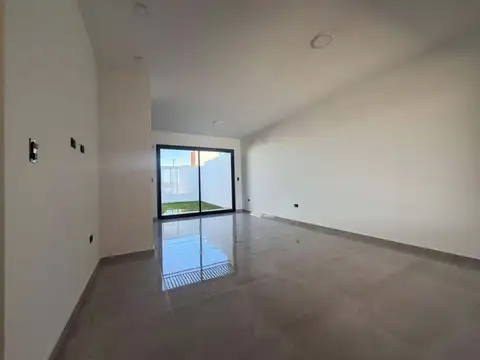 Casa en Venta en Manantiales, USD 173.000