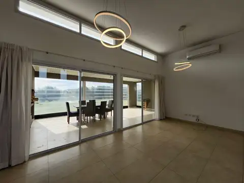 Casa en Alquiler al Noreste