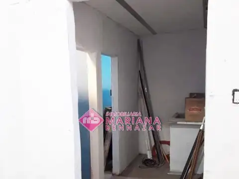 LOCAL COMERCIAL + GALPON - BARADERO