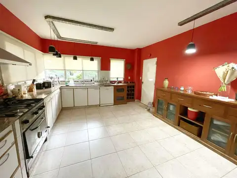 Casa en venta/permuta  Bella Vista 4 amb- Barrio Los Platanos APTO CREDITO