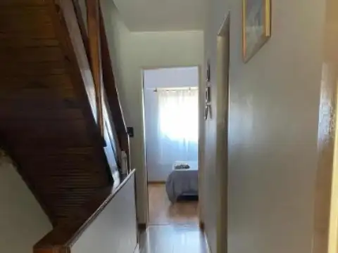 Depto Tipo Casa en Venta de 5 ambientes