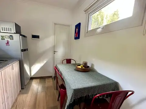 Casa 2 ambientes con 1 baño