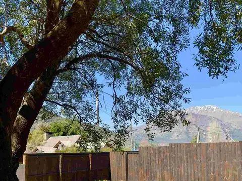 Casa en Alquiler con 1 cochera