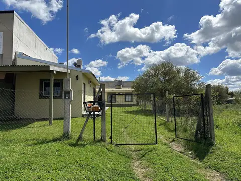 Casa en  calle Moreno