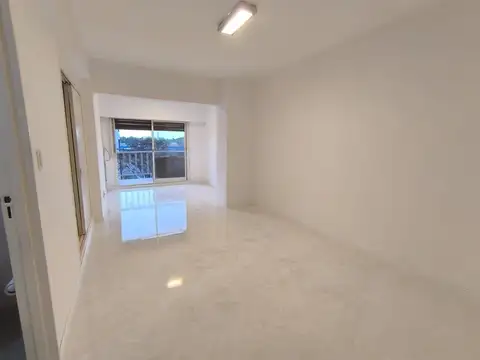 Departamento en Alquiler en Olivos, $ 650.000
