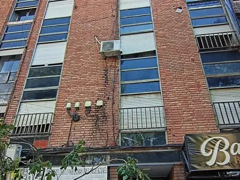 Departamento en Venta en Alberdi, USD 76.000