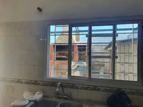 Depto Tipo Casa 2 ambientes con 1 baño